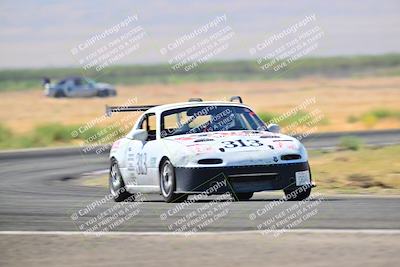 media/Sep-29-2024-24 Hours of Lemons (Sun) [[6a7c256ce3]]/Sunrise (1115a-1130a)/